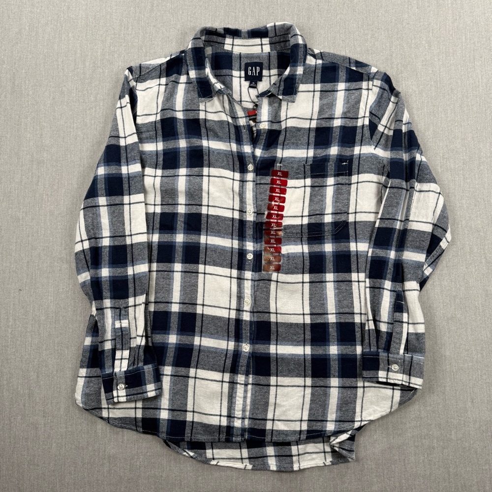 GAP Boyfriend Button Up Blue and White Plaid Button-Down Shirt